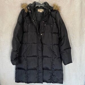 Michael Kors winter jacket with faux fur hood - size L